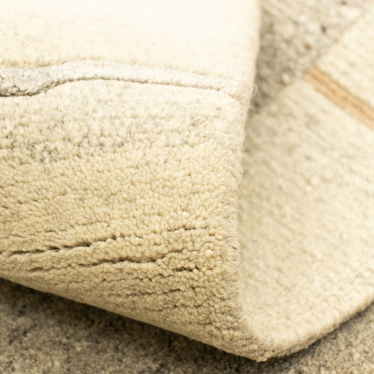 Nepal Tæppe - 185 x 128 cm - grå