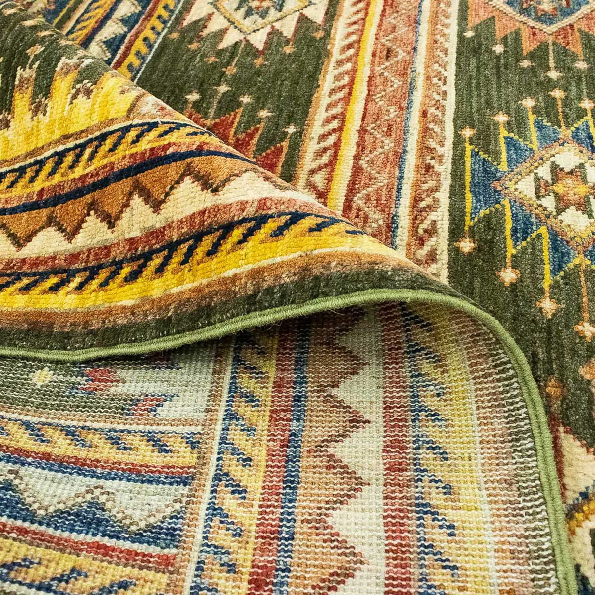 Ziegler Carpet - 173 x 155 cm - grøn