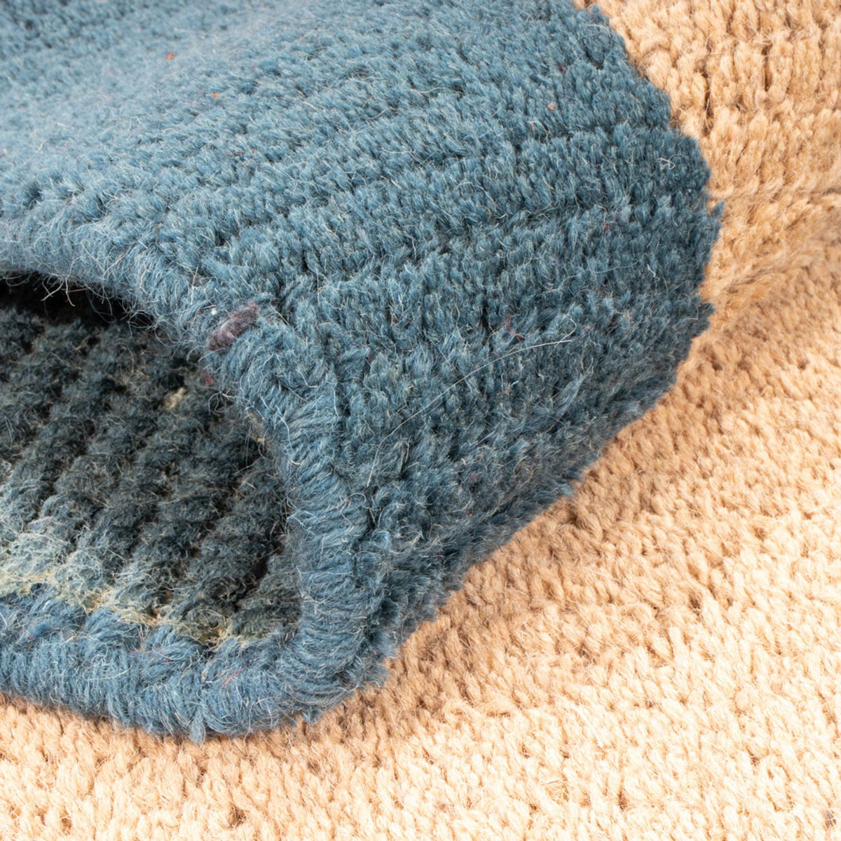 Nepal Tæppe - 140 x 70 cm - beige