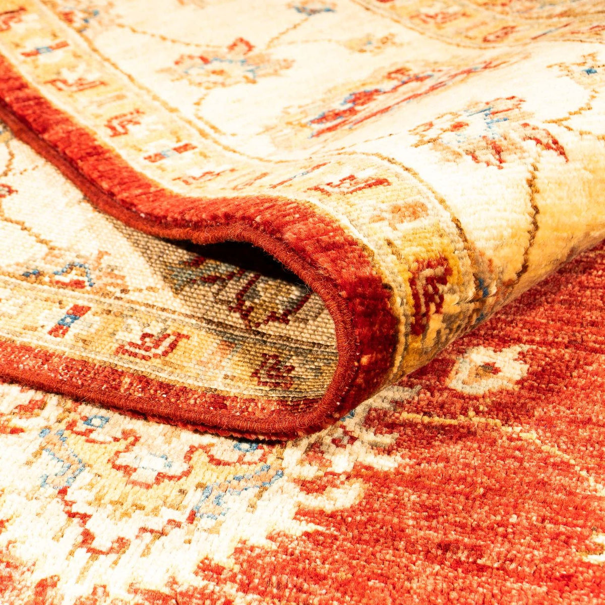 Ziegler Carpet - 207 x 152 cm - mørkerød