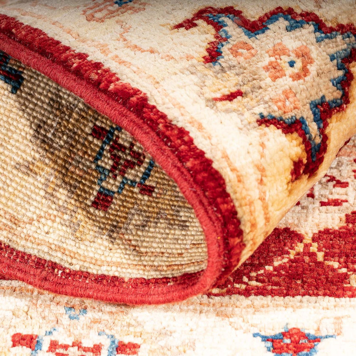 Ziegler Carpet - 91 x 62 cm - mørkerød