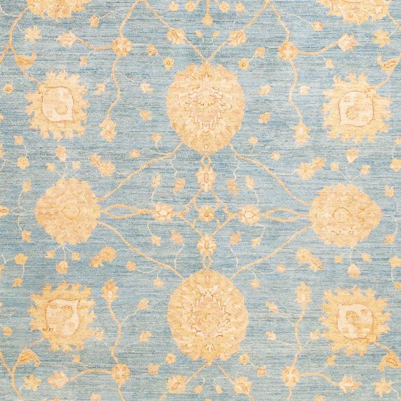 Ziegler Carpet - 343 x 248 cm - lyseblå