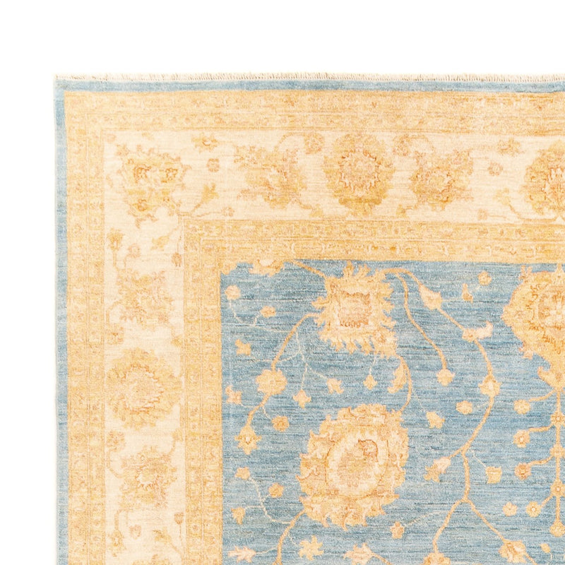 Ziegler Carpet - 343 x 248 cm - lyseblå