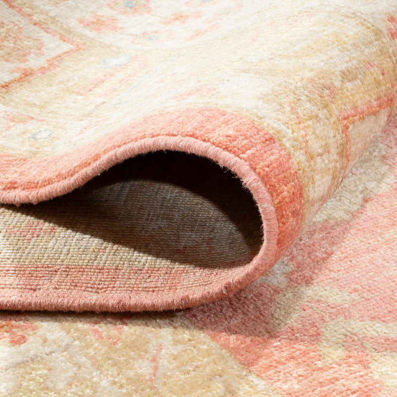 Ziegler Carpet - 341 x 251 cm - lysrød