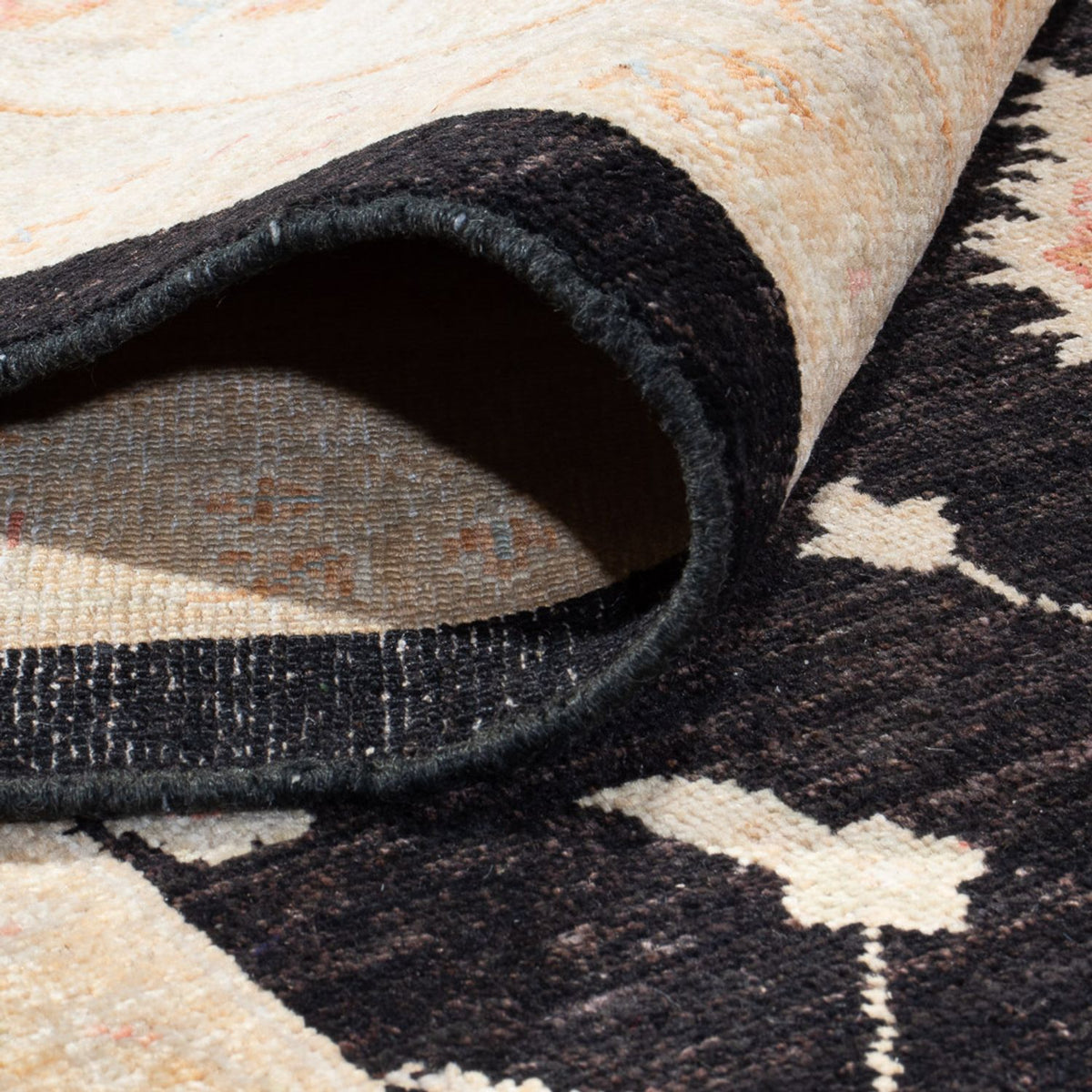 Ziegler Carpet - 392 x 299 cm - sort