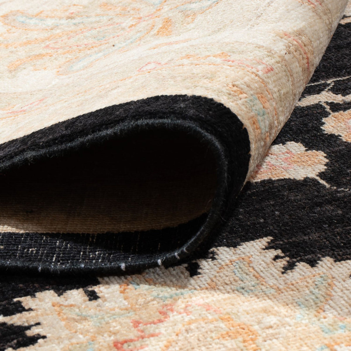 Ziegler Carpet - 392 x 304 cm - sort