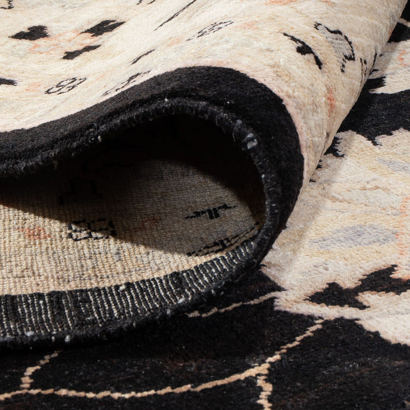 Ziegler Carpet - 360 x 276 cm - sort