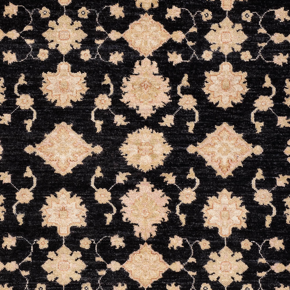 Ziegler Carpet - 198 x 155 cm - sort