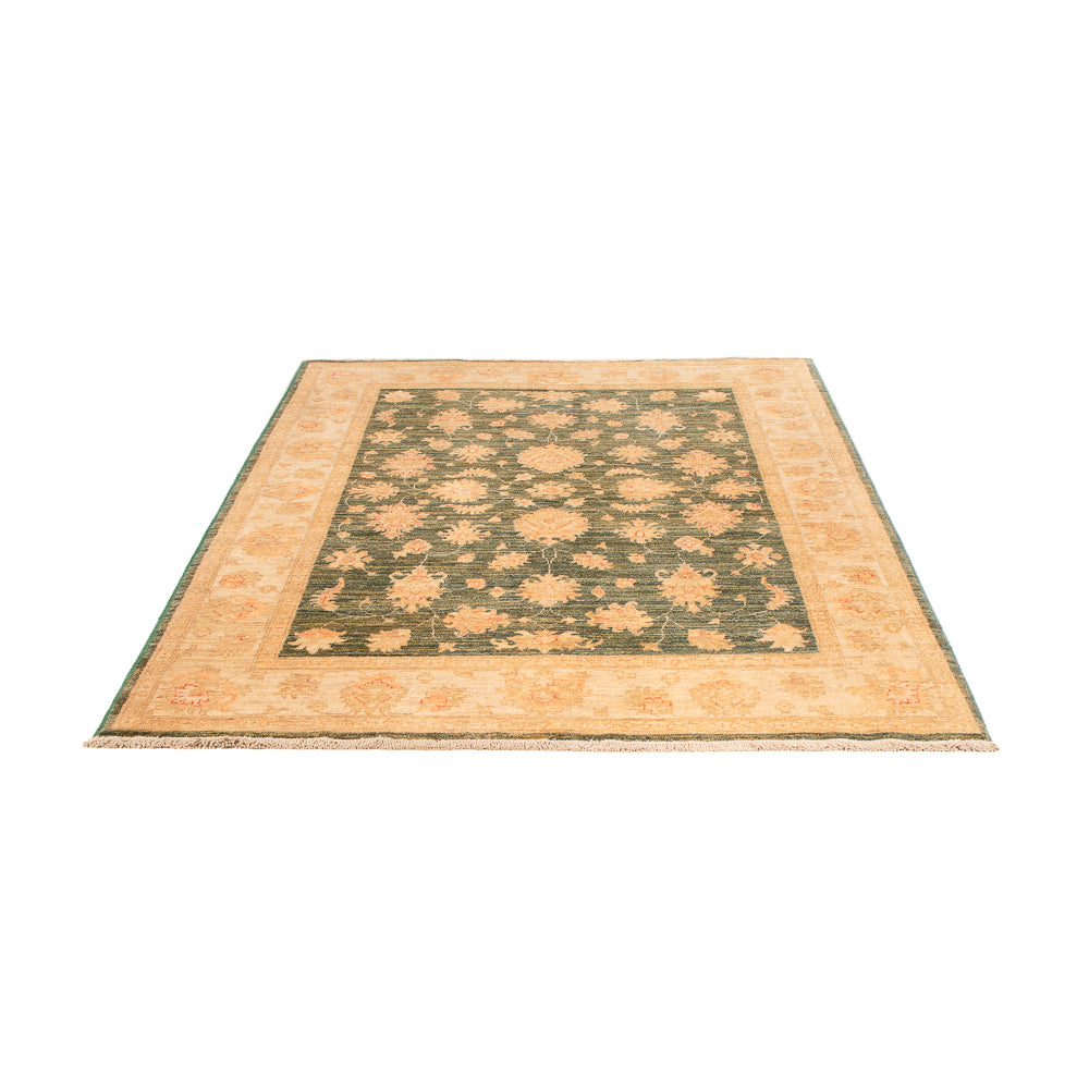 Ziegler Carpet - 202 x 147 cm - olivengrøn