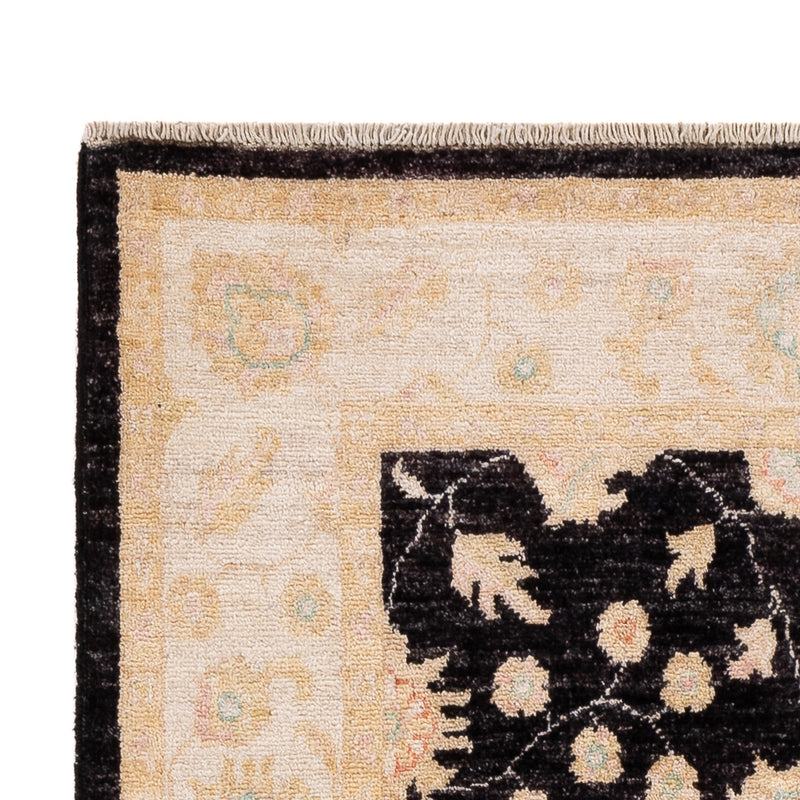 Ziegler Carpet - 154 x 100 cm - sort