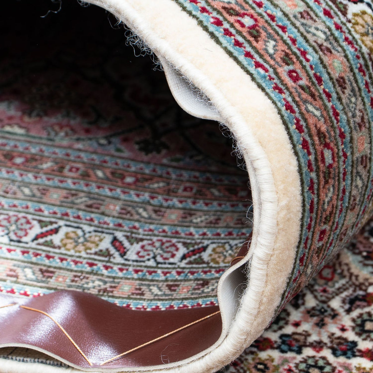 Persisk tæppe - Tabriz - 300 x 252 cm - flerfarvet