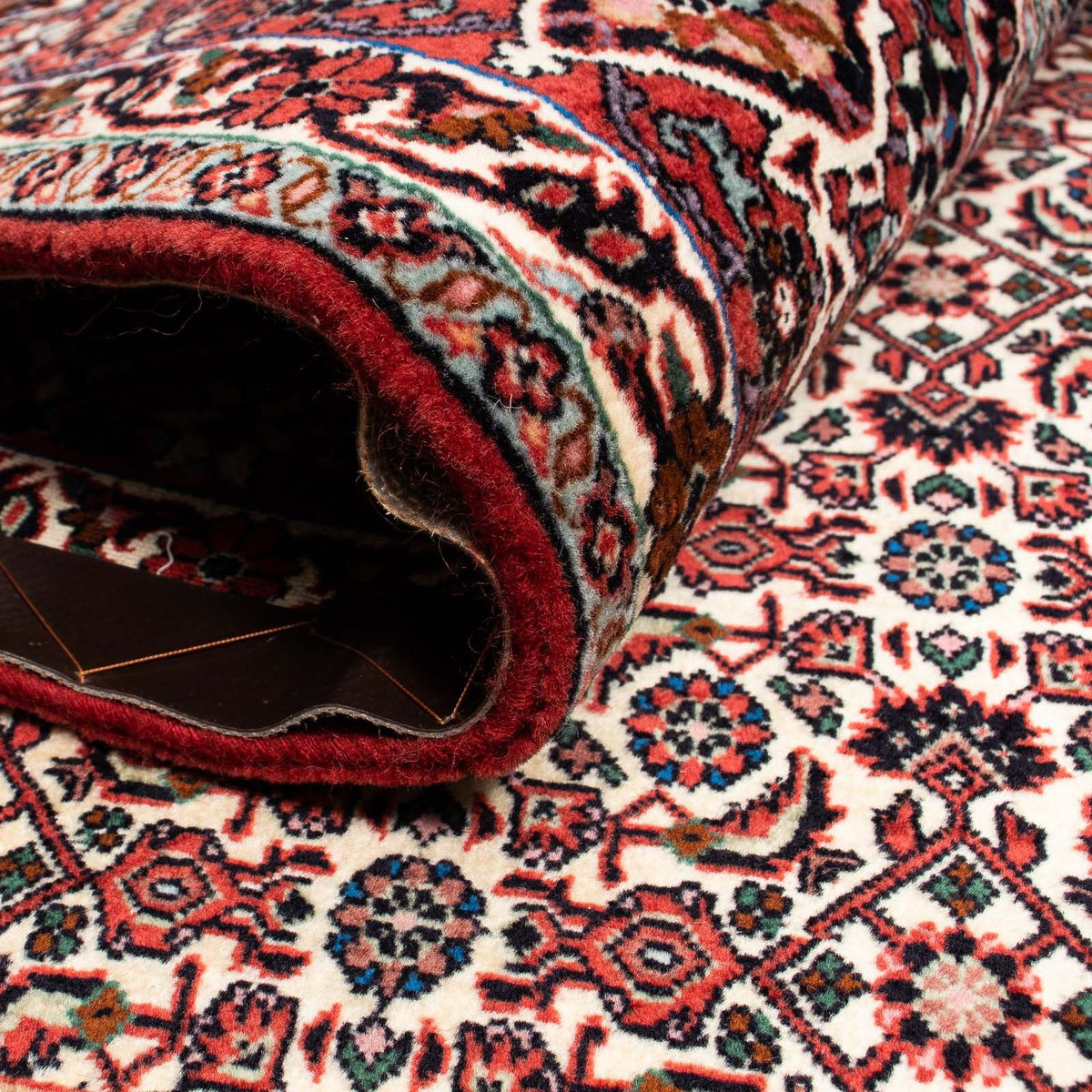 Persisk tæppe - Bijar - 245 x 202 cm - mørkerød