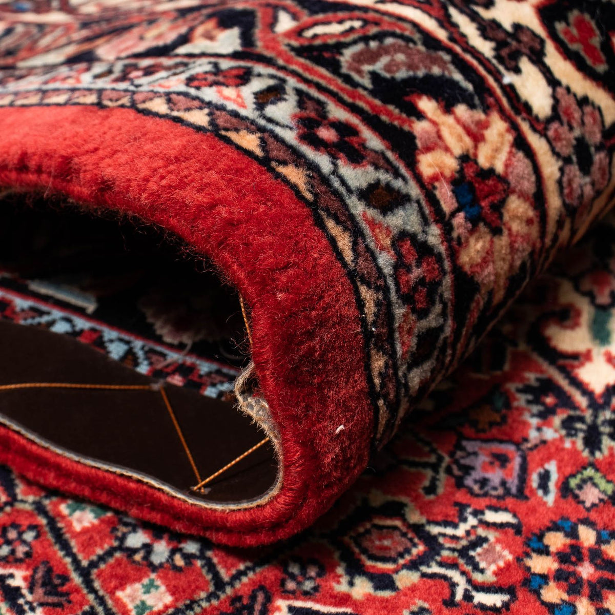 Persisk tæppe - Bijar - 247 x 202 cm - mørkerød