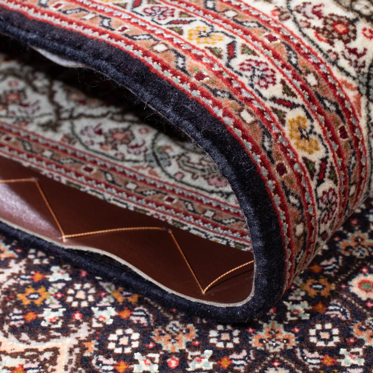 Persisk tæppe - Tabriz - 200 x 154 cm - mørkebrun