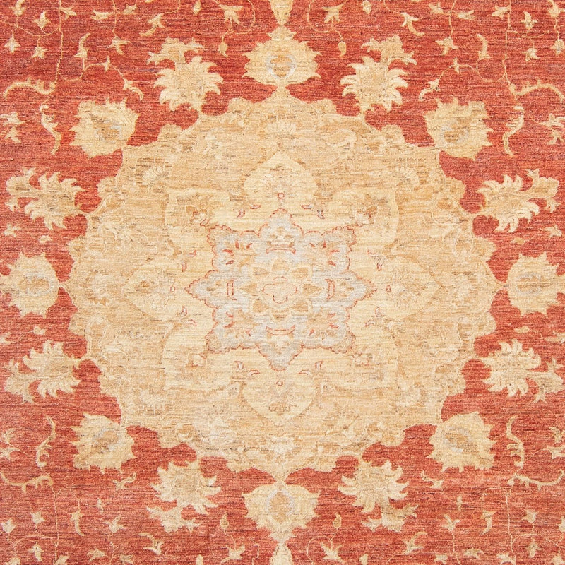 Ziegler Carpet - 355 x 271 cm - lysrød