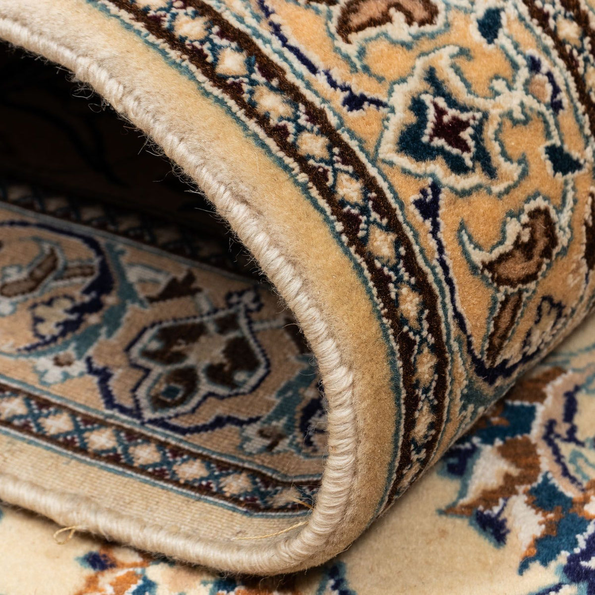 Persisk tæppe - Nain - Royal - 342 x 240 cm - beige