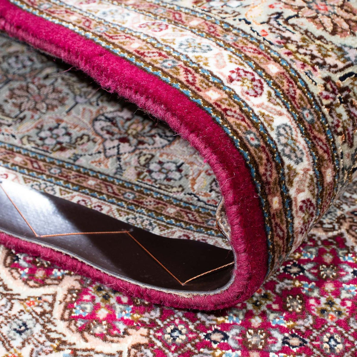 Persisk tæppe - Tabriz - 208 x 150 cm - mørkerød