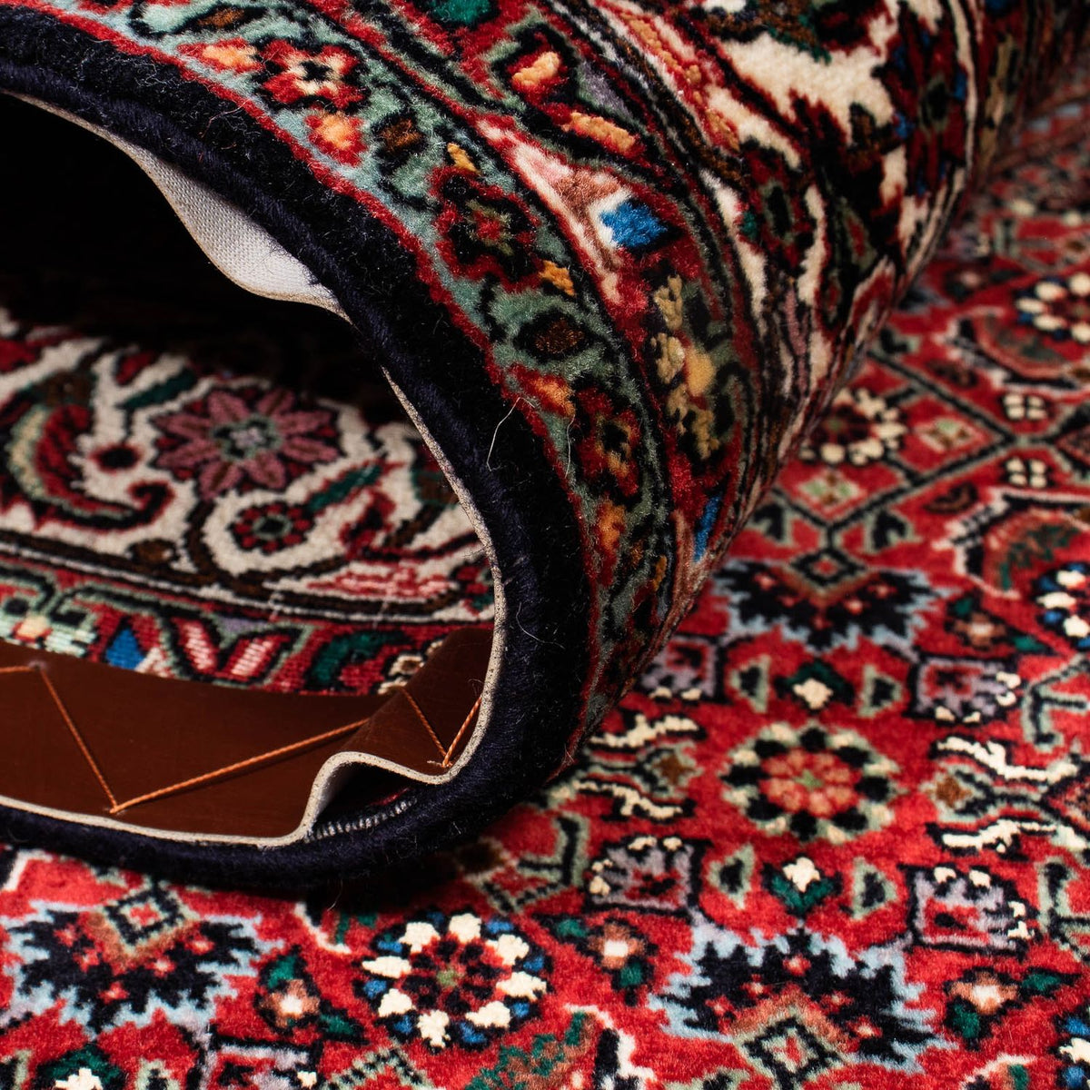 Persisk tæppe - Bijar - 232 x 168 cm - mørkerød