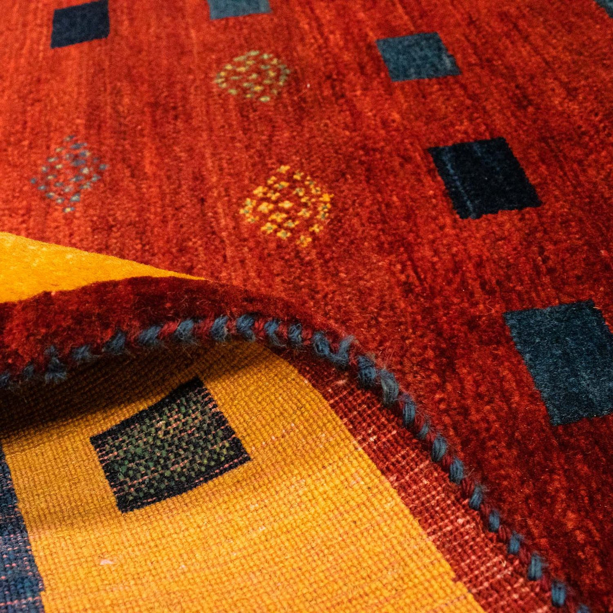 Gabbeh Tæppe - Loribaft Persisk - 145 x 112 cm - mørkerød