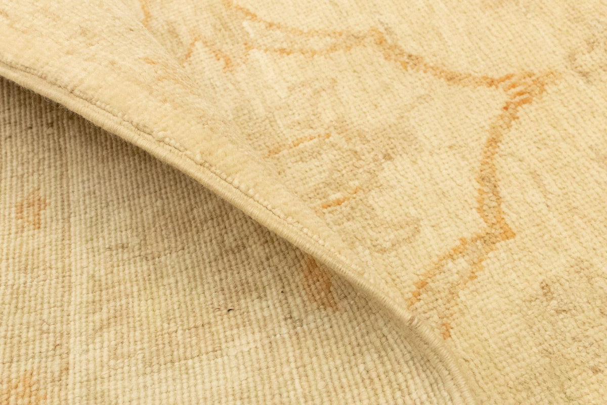 Ziegler Carpet - 122 x 82 cm - beige