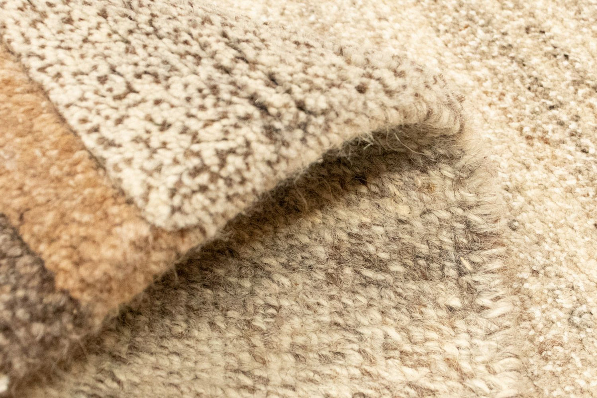 Nepal Tæppe - 138 x 73 cm - beige