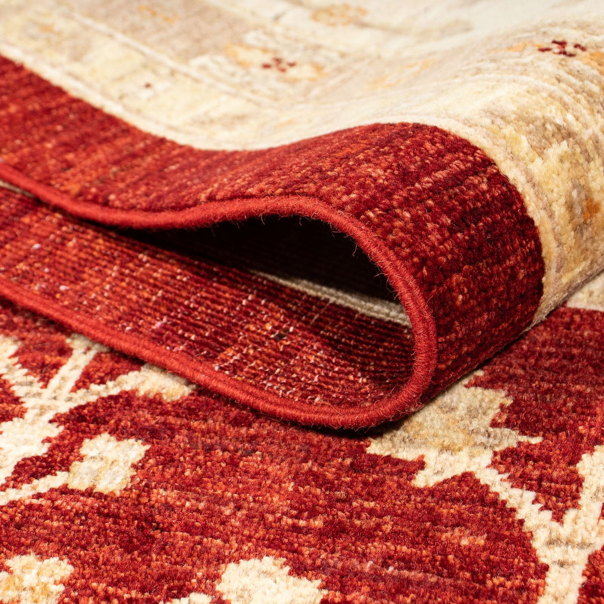 Ziegler Carpet - 343 x 248 cm - mørkerød
