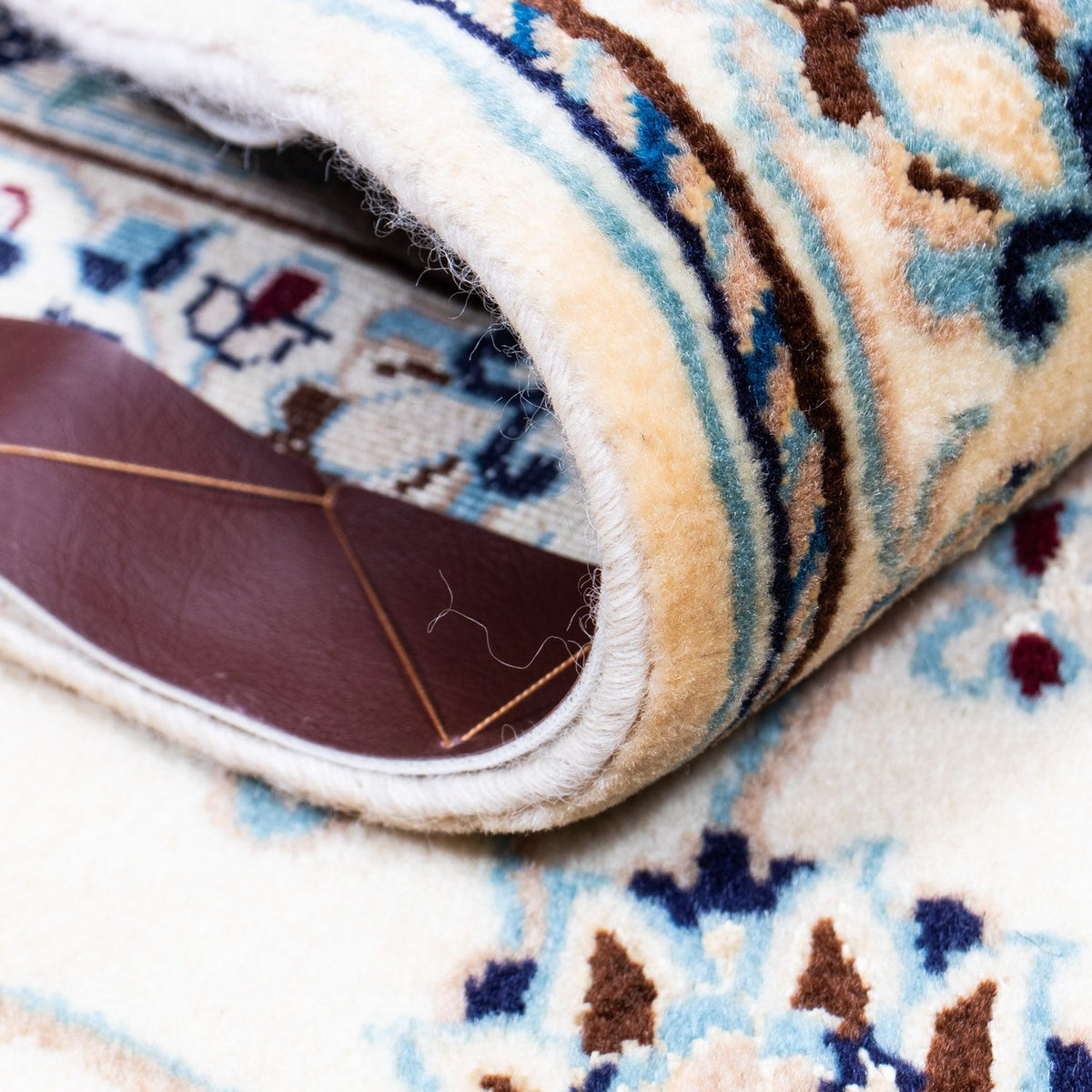 Persisk tæppe - Nain - 289 x 197 cm - beige