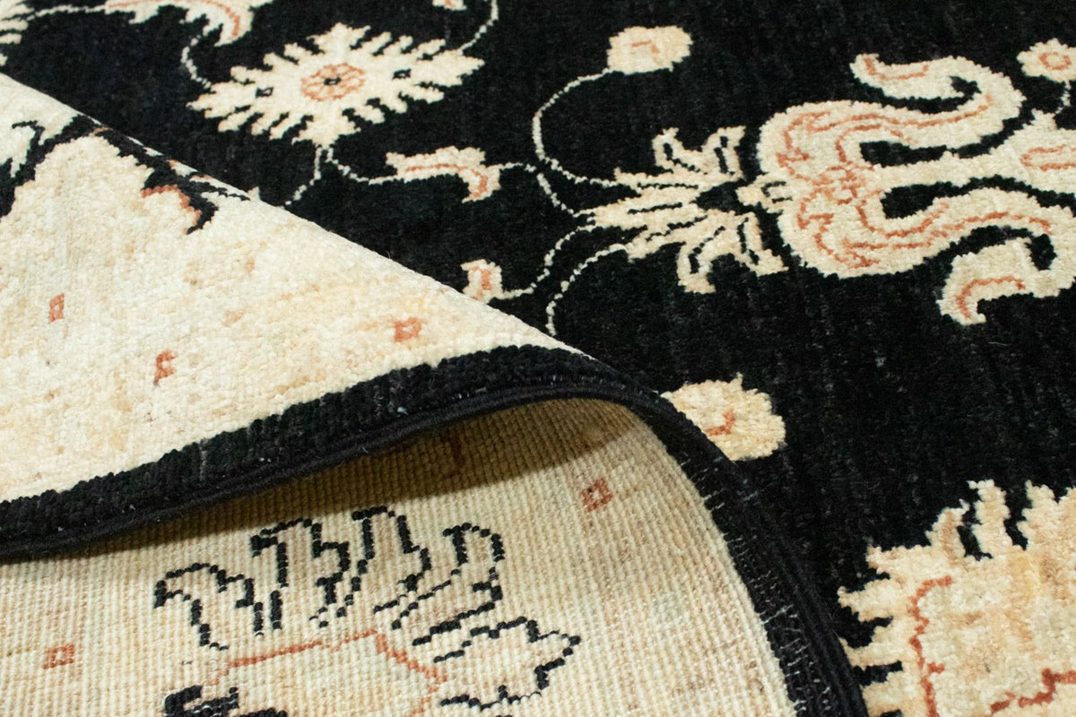 Ziegler Carpet - 205 x 143 cm - sort