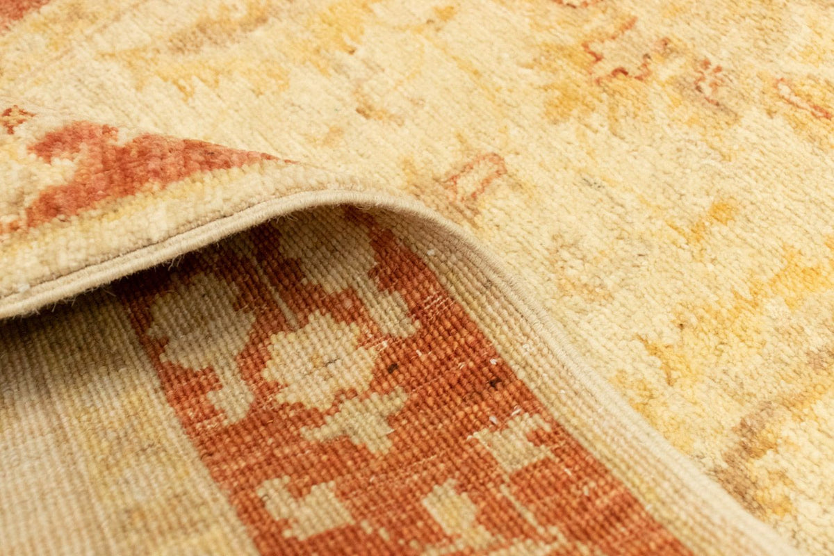 Ziegler Carpet - 138 x 70 cm - beige