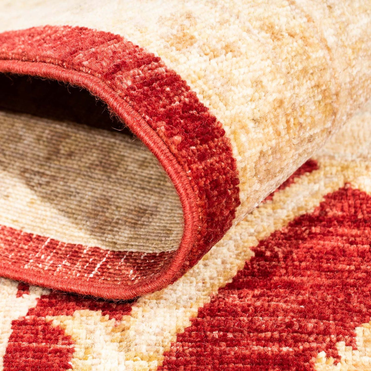 Ziegler Carpet - 247 x 172 cm - mørkerød