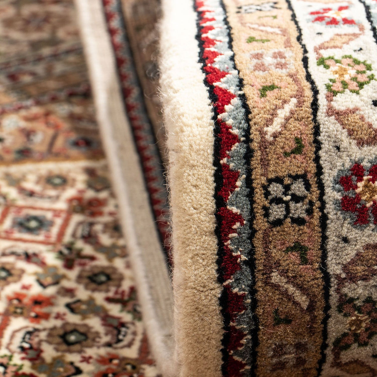 Persisk tæppe - Tabriz - 239 x 172 cm - beige