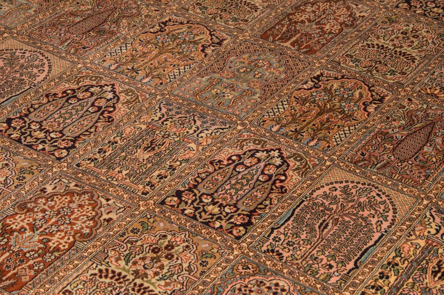 Silketæppe - Kashmir Silk - 308 x 241 cm - flerfarvet