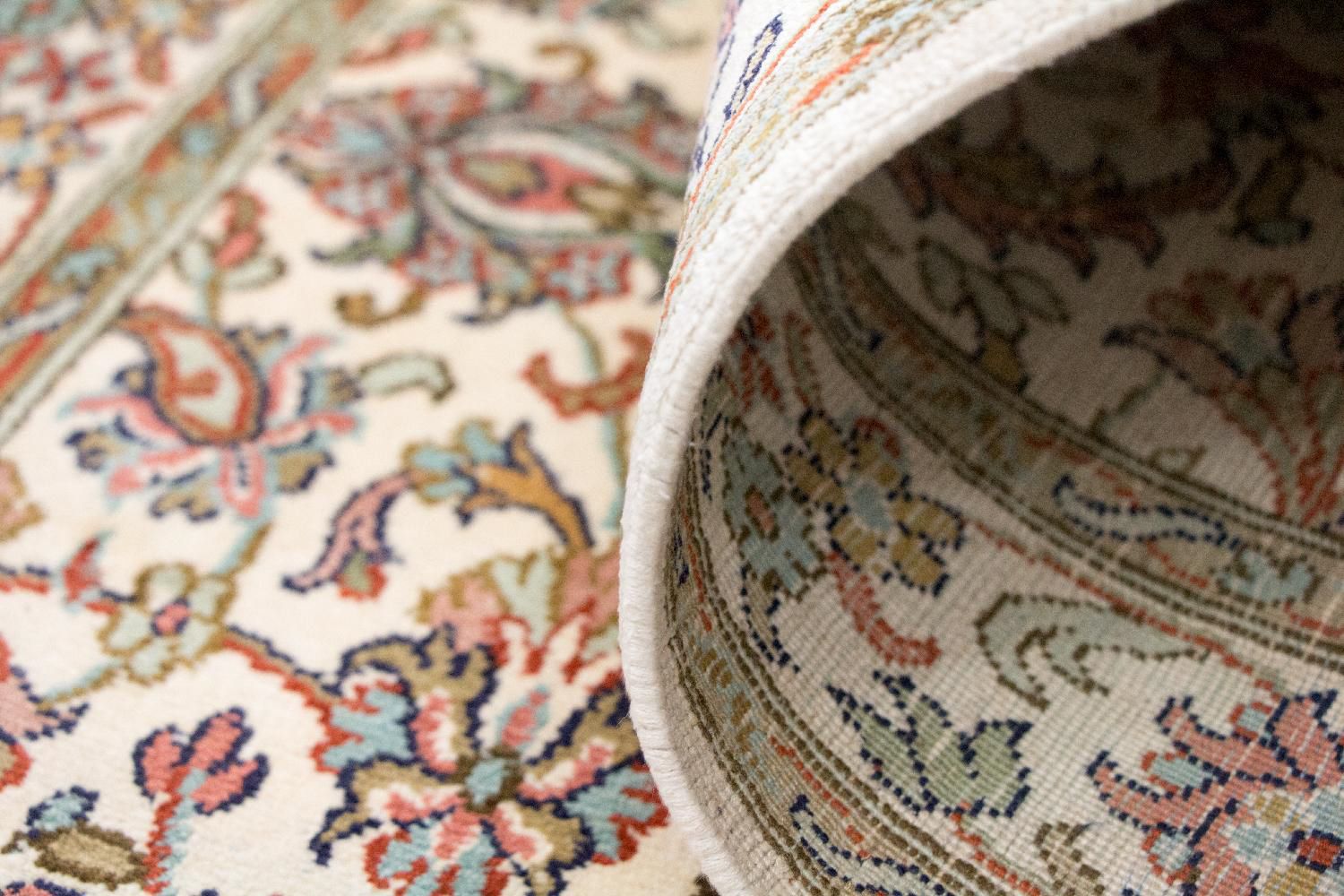 Silketæppe - Kashmir Silk - 127 x 74 cm - beige