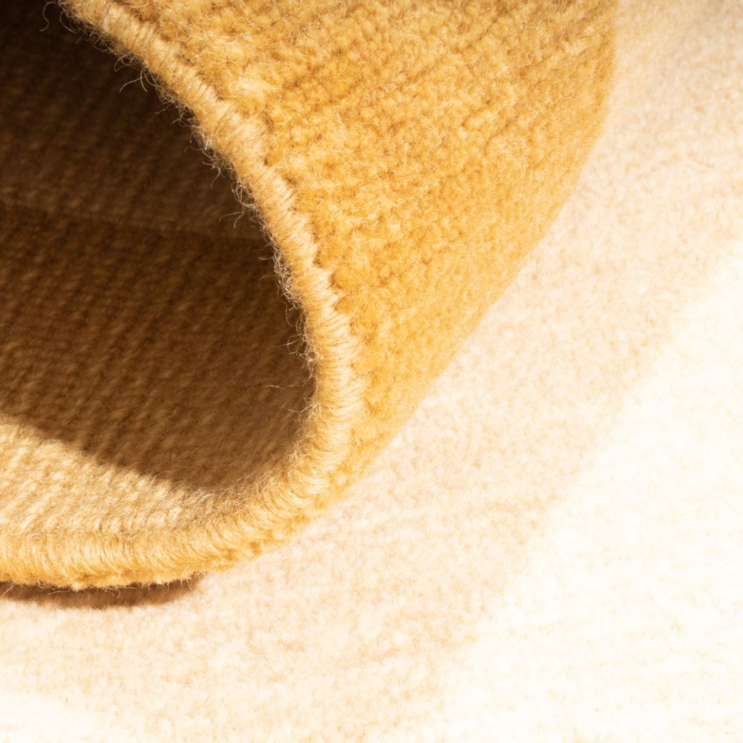 Nepal Tæppe - Royal - 141 x 74 cm - beige