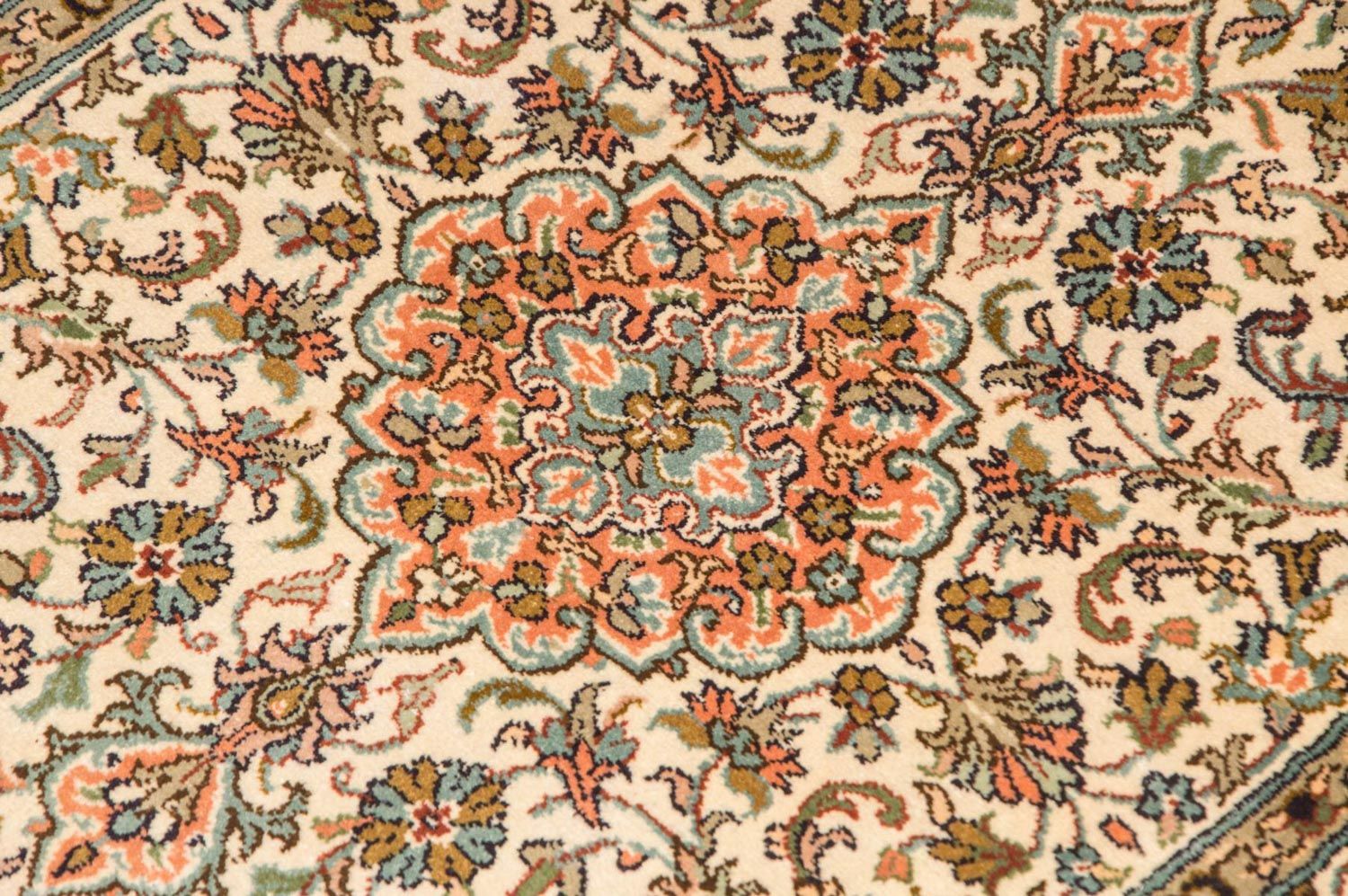 Silketæppe - Kashmir Silk - 95 x 62 cm - beige