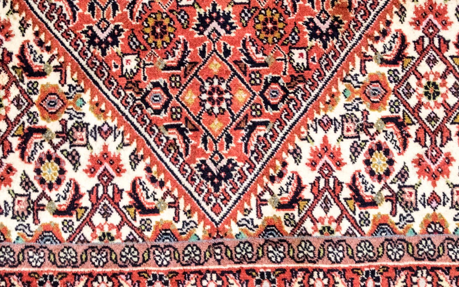 Persisk tæppe - Bijar - 235 x 178 cm - lysrød