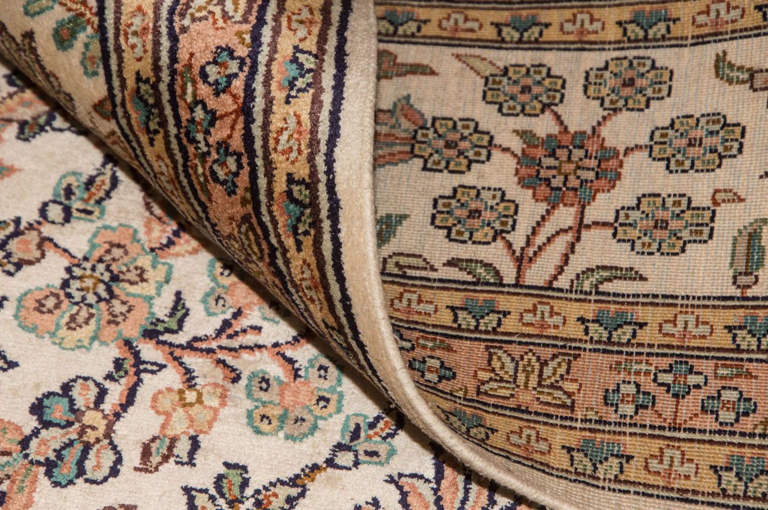 Silketæppe - Kashmir Silk - 295 x 173 cm - beige