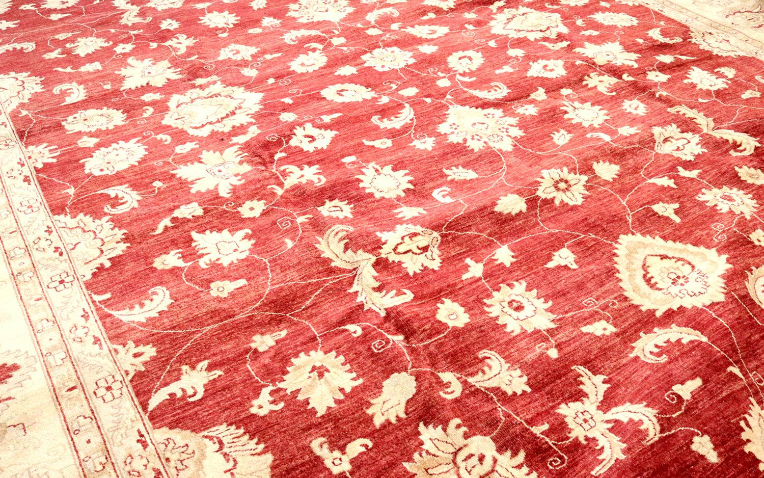 Ziegler Carpet - 567 x 421 cm - rød