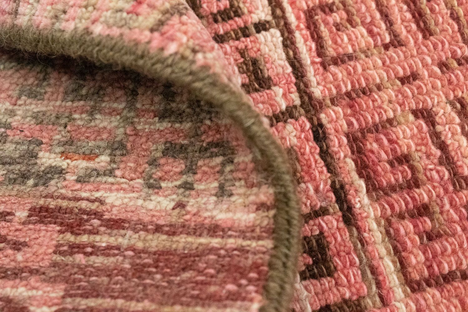 Designer tæppe firkantet  - 66 x 61 cm - pink