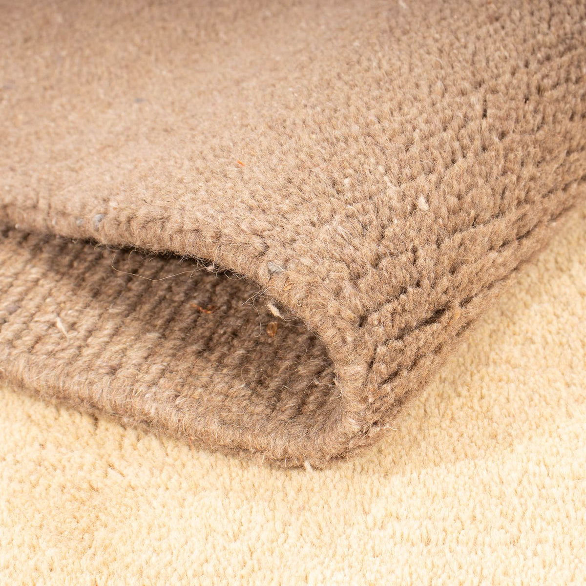 Nepal Tæppe - 230 x 160 cm - lys brun