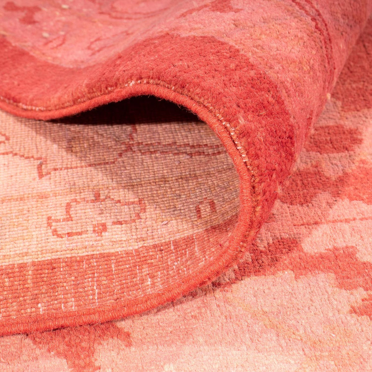 Ziegler Carpet - 365 x 256 cm - lysrød