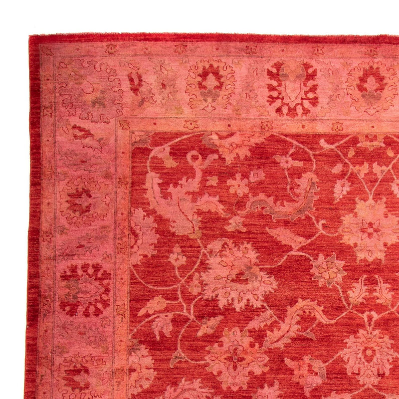 Ziegler Carpet - 350 x 222 cm - lysrød