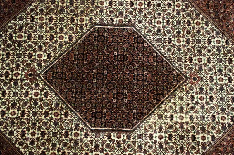 Persisk tæppe - Bijar - 354 x 306 cm - brun