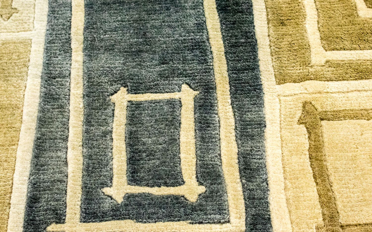 Nepal Tæppe - 263 x 183 cm - farvet