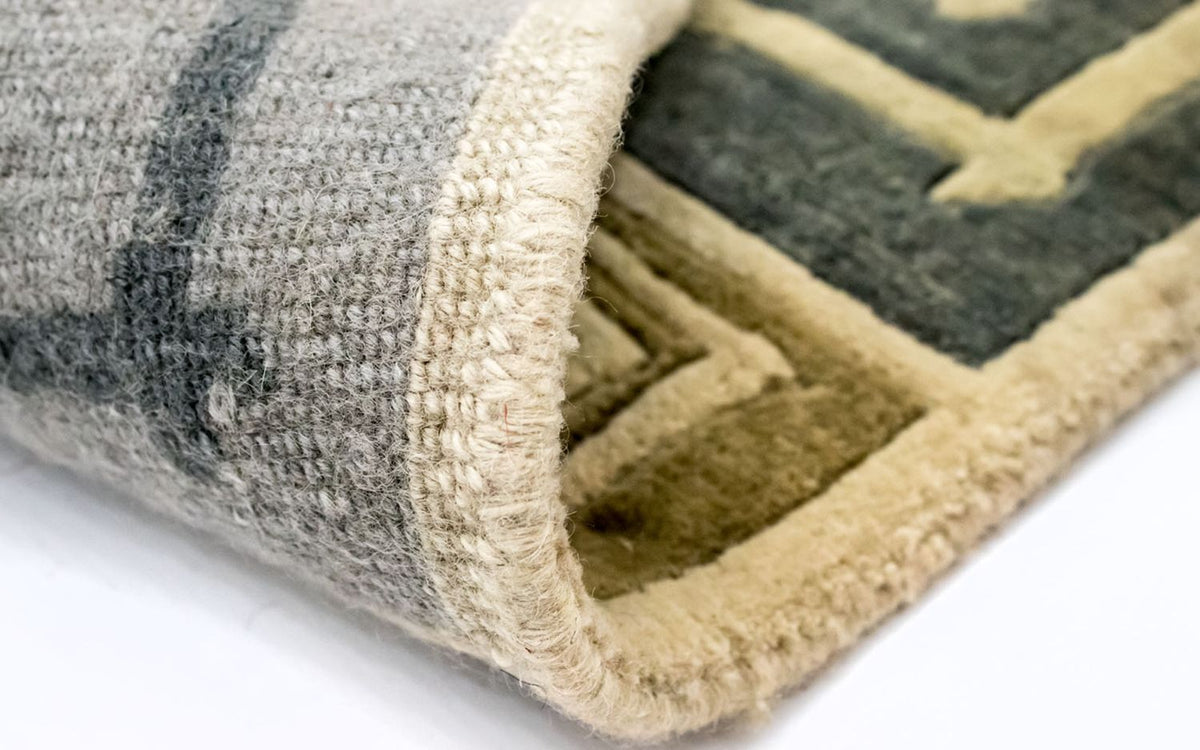 Nepal Tæppe - 263 x 183 cm - farvet