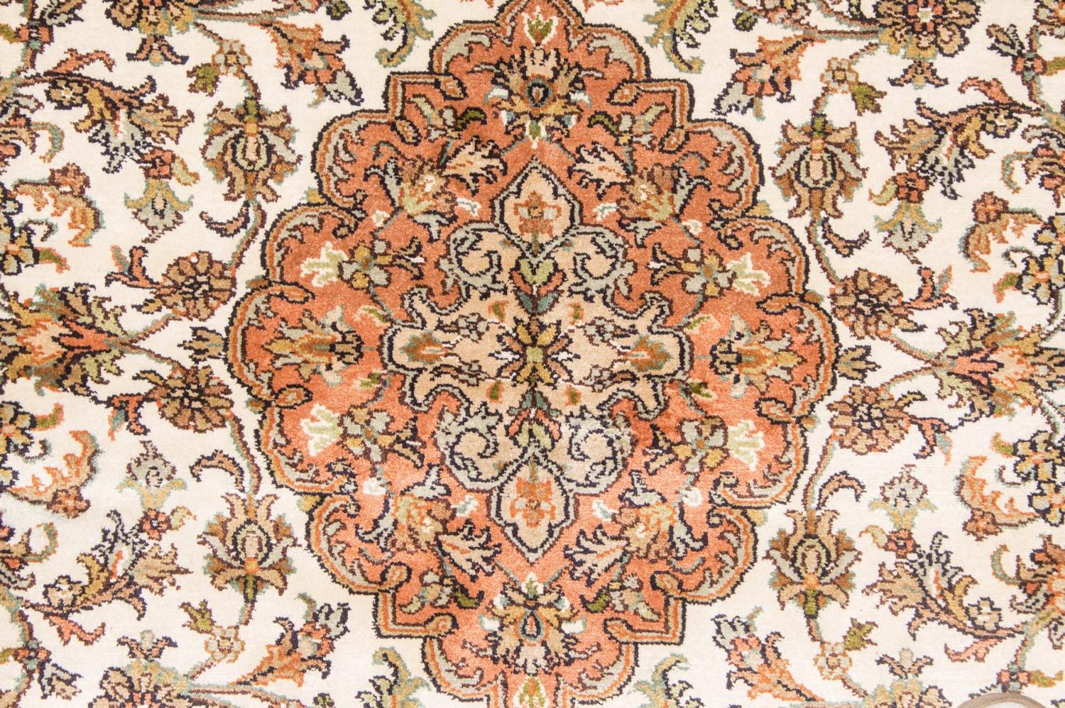 Silketæppe - Kashmir Silk - 160 x 95 cm - beige
