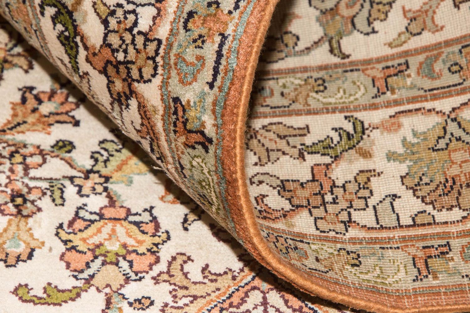 Silketæppe - Kashmir Silk - 160 x 95 cm - beige