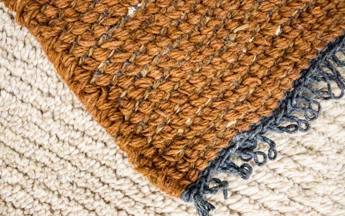 Nepal Tæppe - 140 x 70 cm - beige