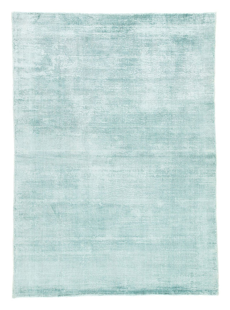 Tæppe - 683 x 413 cm - lyseblå