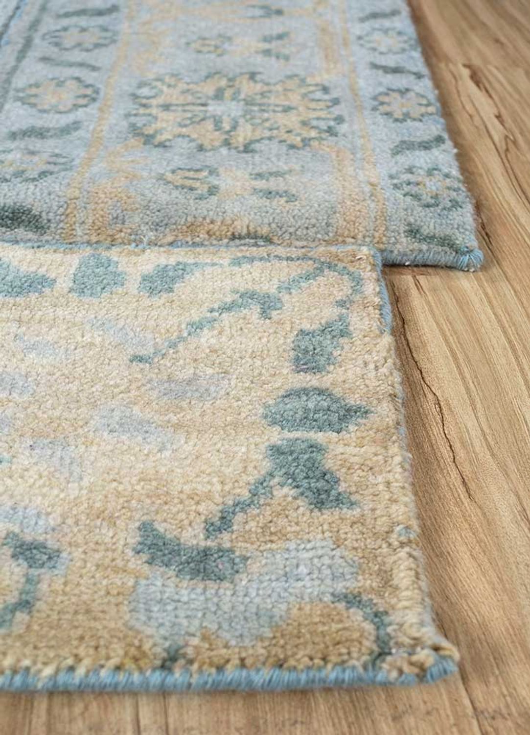 Uldtæppe særlig form  - 180 x 120 cm - flerfarvet